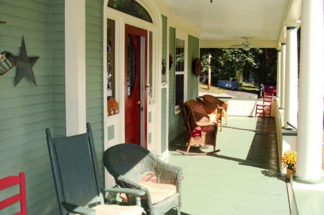 The Young House Bed And Breakfast Millinocket Exteriér fotografie