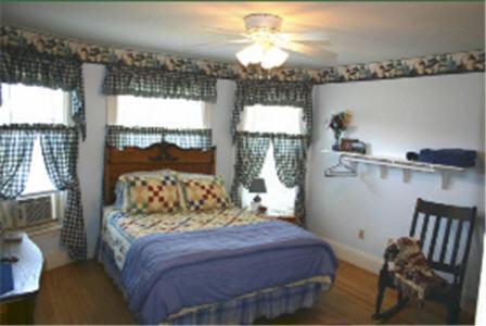 The Young House Bed And Breakfast Millinocket Pokoj fotografie